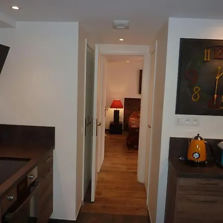 2 Pieces Proche Calme Dans Antibes