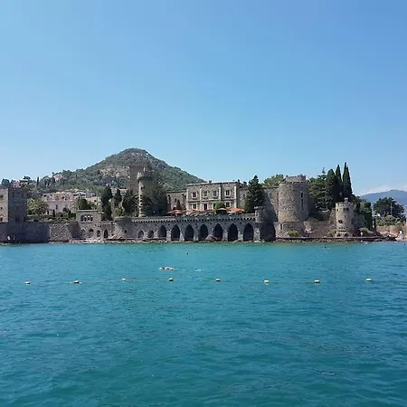 2 Pieces Proche Calme Dans Antibes