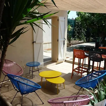 Apartment 2 Pieces Proche Calme Dans *