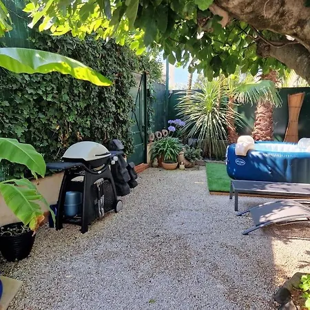 2 Pieces Proche Calme Dans *